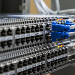 data-center-switch_dreamstime_s_57606167